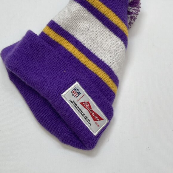 NFL Minnesota VikingBudweiser Promotional Pompom Beanie Hat Football Fan Gear - Picture 6 of 6